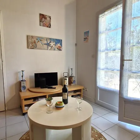 Sur Gironde - Maisonnette De - Terrasse - Proche * Мешер-сюр-Жиронд