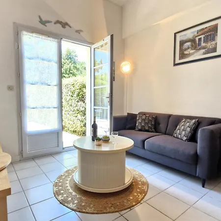 Sur Gironde - Maisonnette De - Terrasse - Proche Апартаменты *