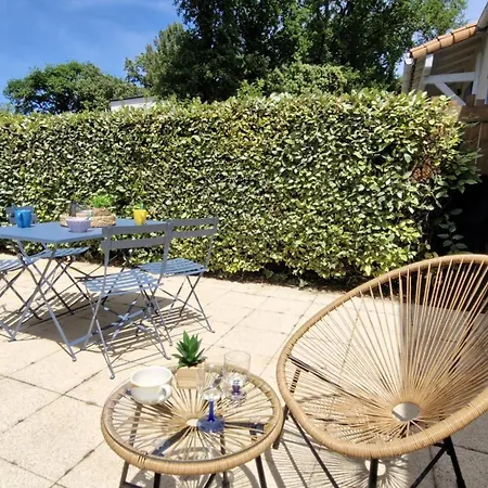Sur Gironde - Maisonnette De - Terrasse - Proche *