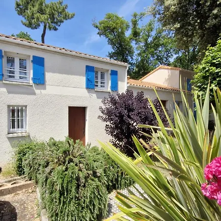 Sur Gironde - Maisonnette De - Terrasse - Proche