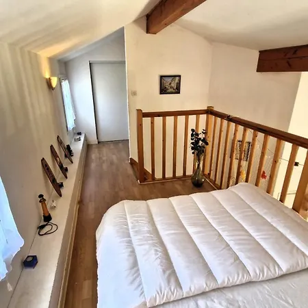 Apartment Sur Gironde - Maisonnette De - Terrasse - Proche