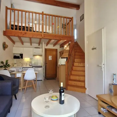 Sur Gironde - Maisonnette De - Terrasse - Proche *