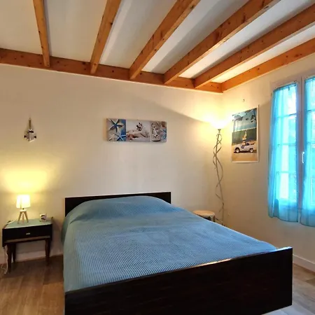 Sur Gironde - Maisonnette De - Terrasse - Proche Apartmán *
