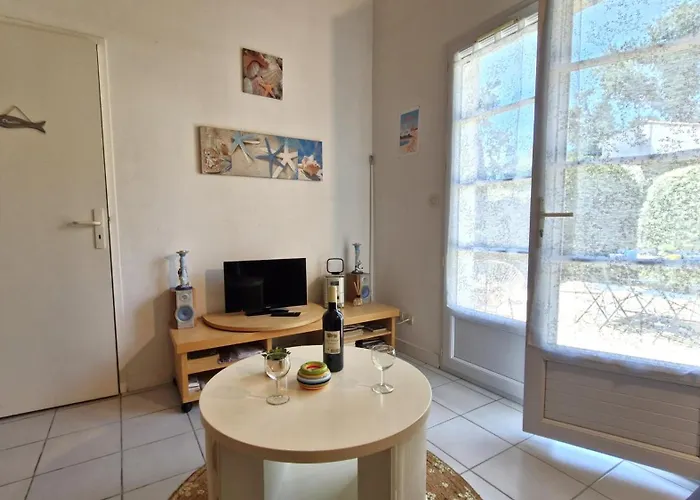 Sur Gironde - Maisonnette De - Terrasse - Proche * משר-סור-ג'ירונדה